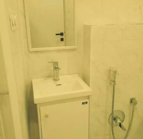 Majatalo بيتي بلس للغرف الفندقية  مدخل مستقل