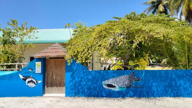 پانسیون Fizys Lodge