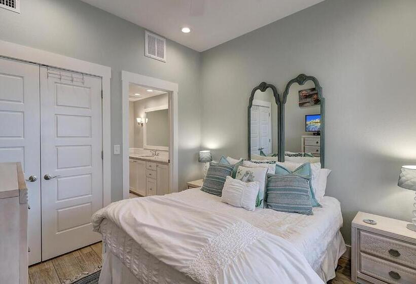 Shells On The Beach Tc 2104