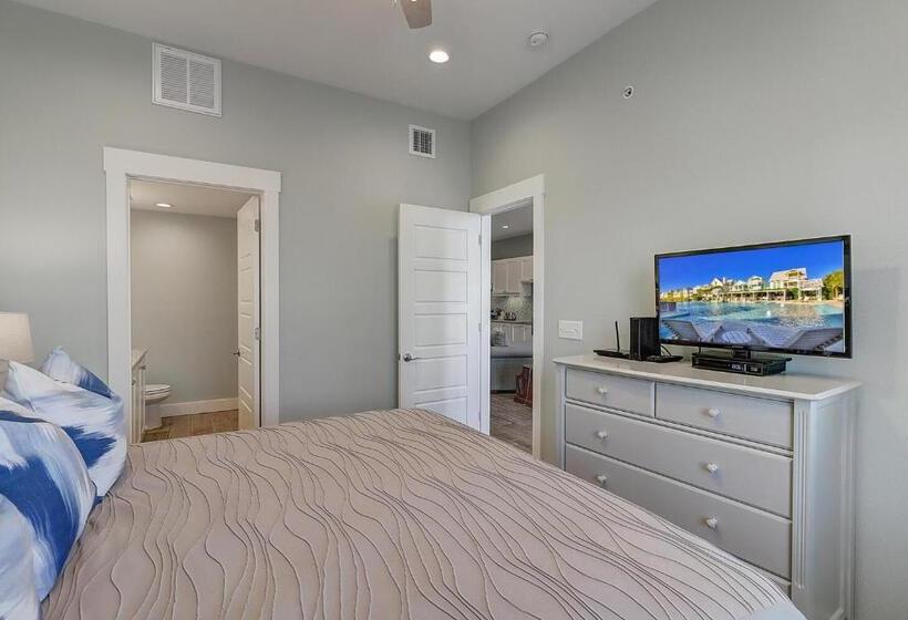 Shells On The Beach Tc 2104