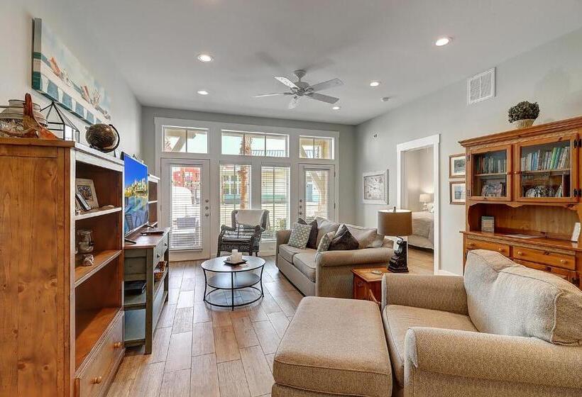 Shells On The Beach Tc 2104