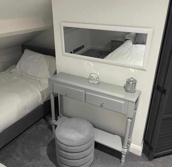 The Welcome Apartment