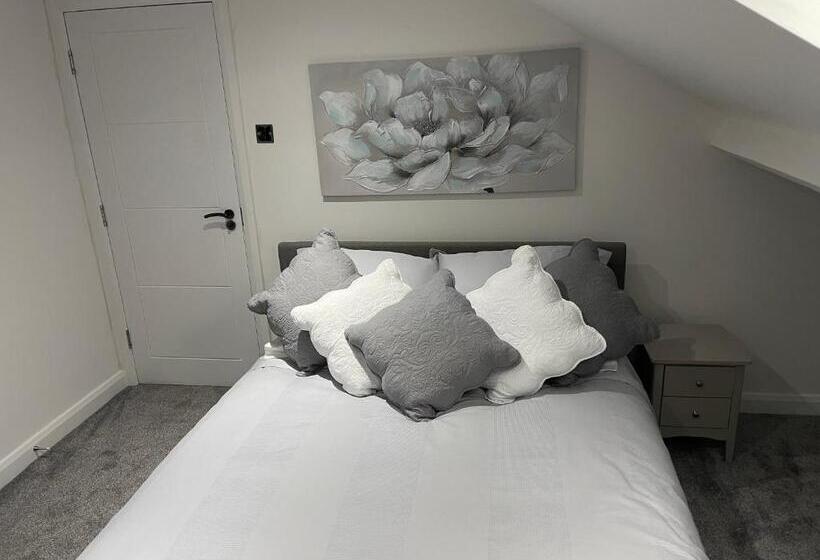 The Welcome Apartment