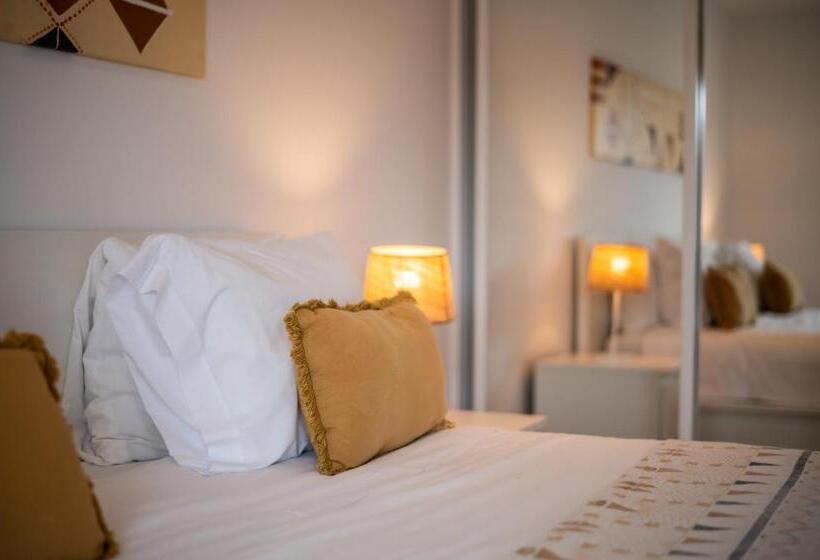 Alojamento Encantador No Centro De Ponta Delgada