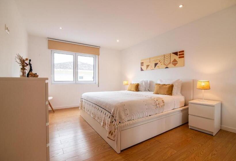 Alojamento Encantador No Centro De Ponta Delgada