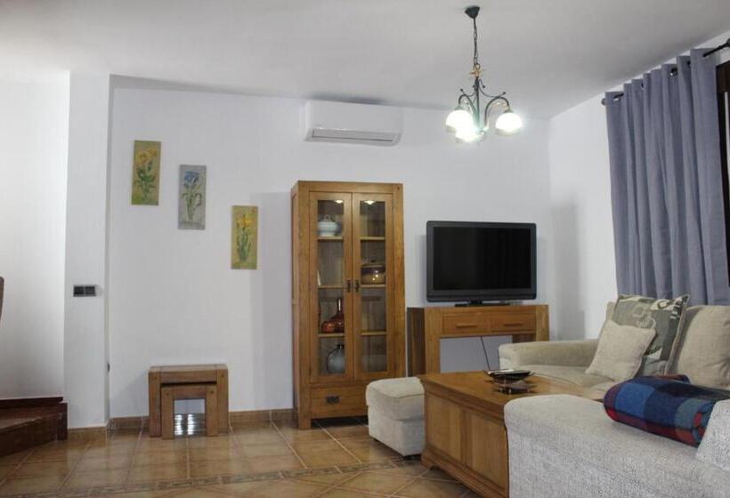 Casa Esmeralda By Casaturistica