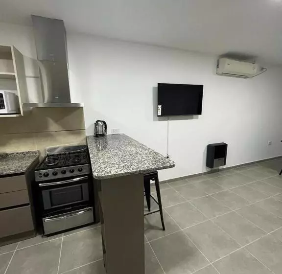 Departamento Nº 3 En Complejo Semiprivado! 2 Habitaciones