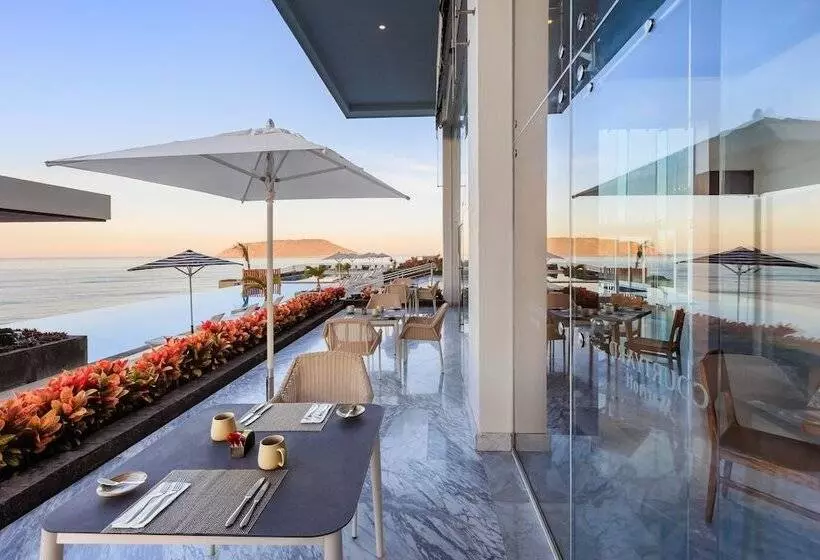 ホテル Courtyard By Marriott Mazatlan Beach Resort