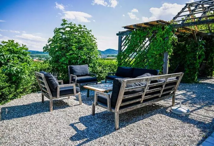 ホテル Wirtshaus Leindl