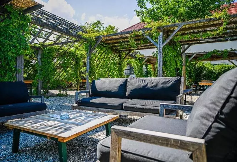 ホテル Wirtshaus Leindl