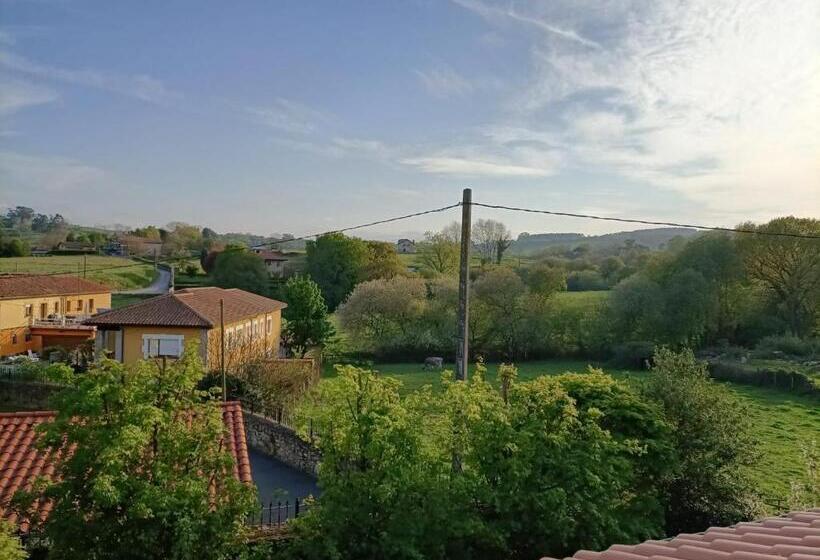 Apartamentos Palacion De Santillana