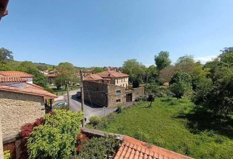Apartamentos Palacion De Santillana