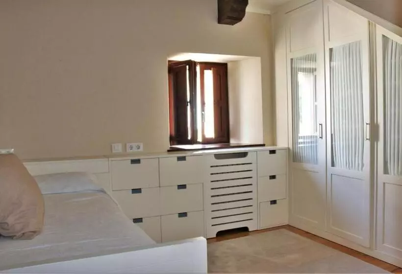 Apartamentos Palacion De Santillana