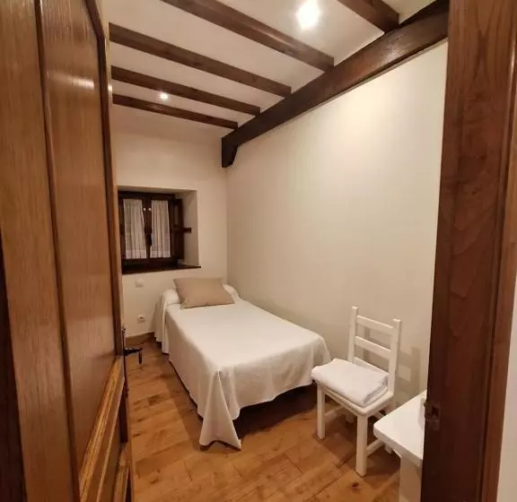 Apartamentos Palacion De Santillana