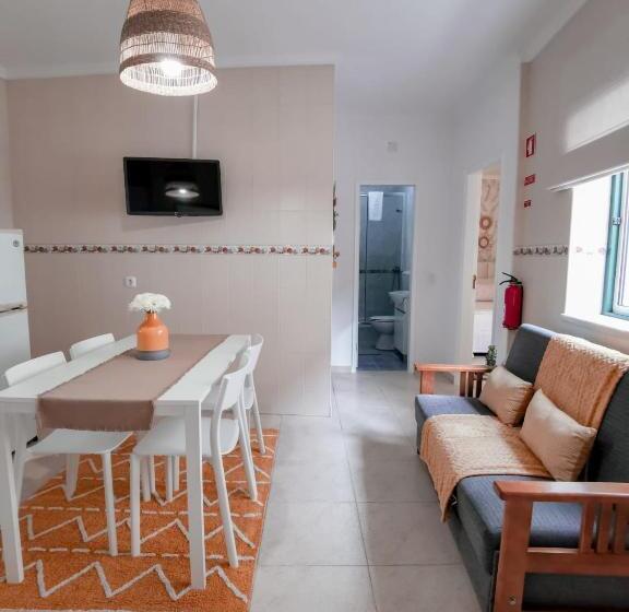 Cantinho Da Praia Apartments