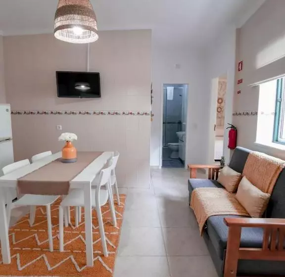 Cantinho Da Praia Apartments