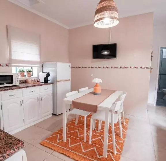 Cantinho Da Praia Apartments