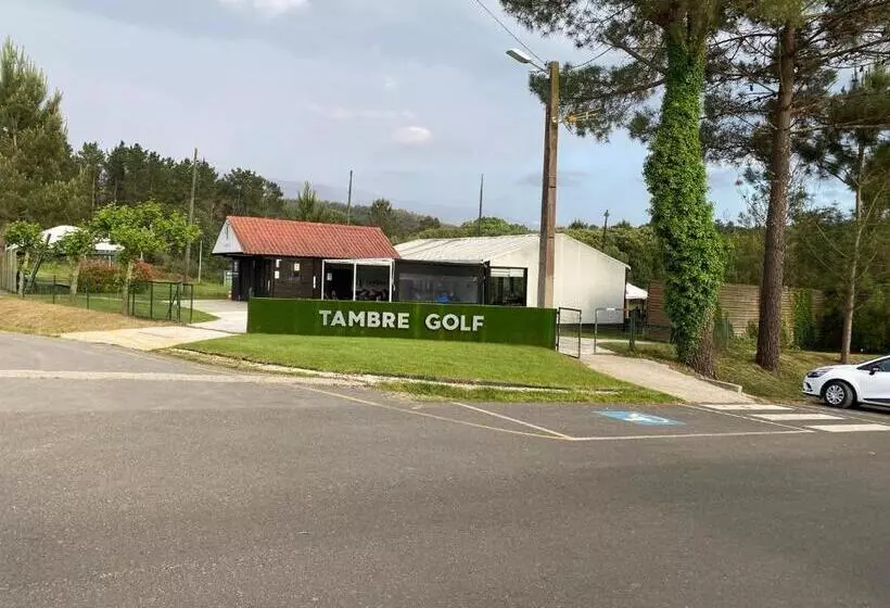 Preciosa Casa Con Piscina Y Bosque Privados En Sigüeiro, Santiago De Compostela