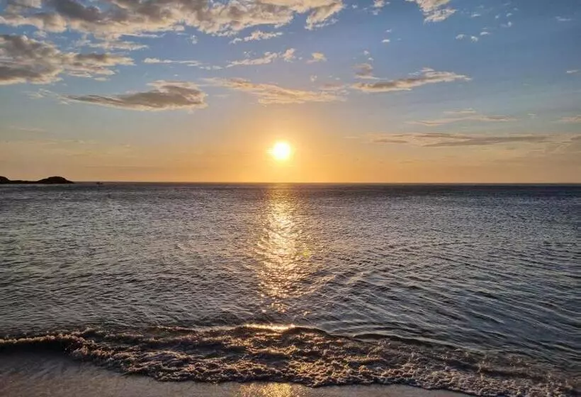 پانسیون Praia Dos Anjos   Suítes