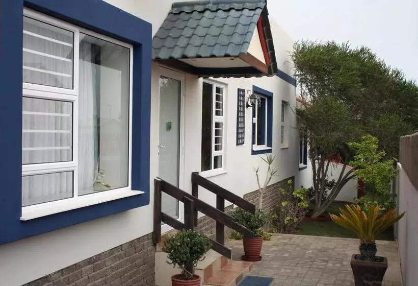 پانسیون Room In Bb   Room For 4 Guests   Amarachi Guesthouse In Swakopmund Namibia   Beach In 500m