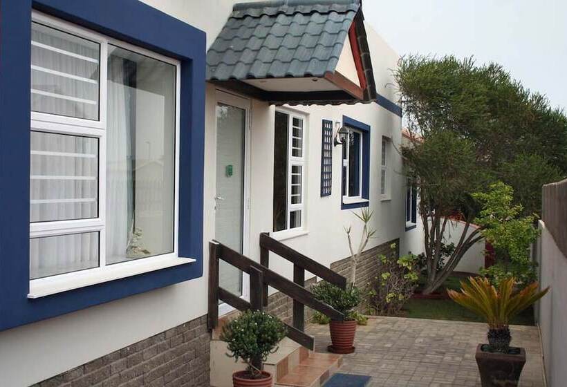 پانسیون Room In Bb Room For 4 Guests Amarachi Guesthouse In Swakopmund Namibia Beach In 500m