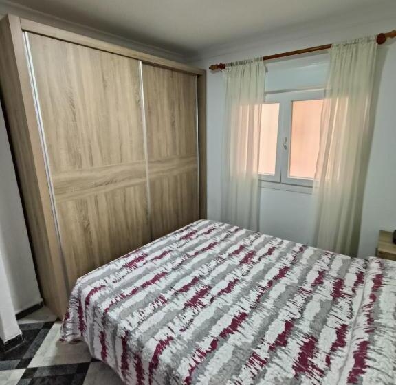 Piso Calidad Precio Junto A La Playa De La Victoria