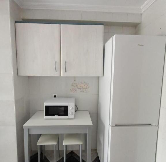 Piso Calidad Precio Junto A La Playa De La Victoria