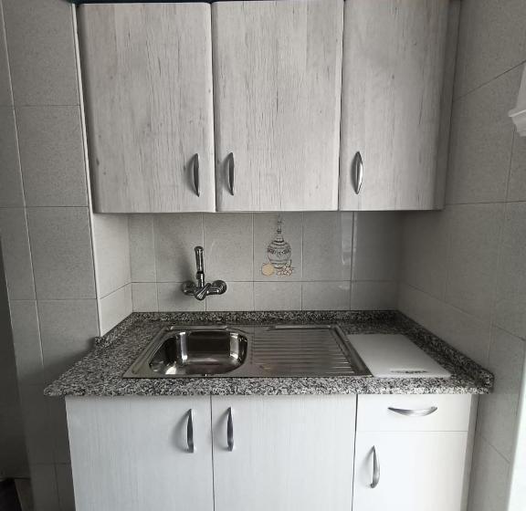 Piso Calidad Precio Junto A La Playa De La Victoria