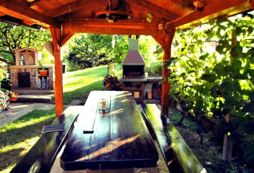 Romantic Cottage In Real Nature   Happy Rentals