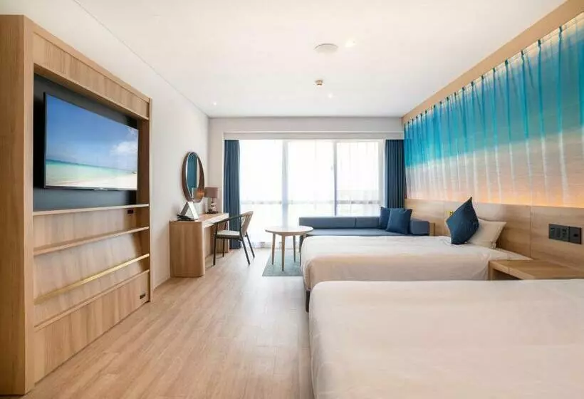 Resort Hotel Kume Island