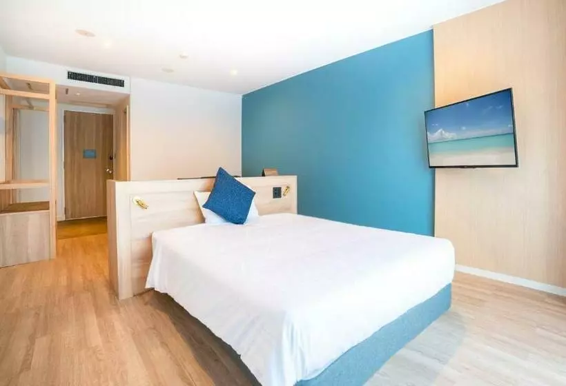 Resort Hotel Kume Island