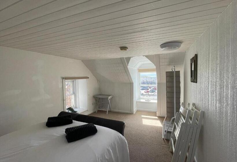 Bed and Breakfast Forty Five, John Street, Stromness