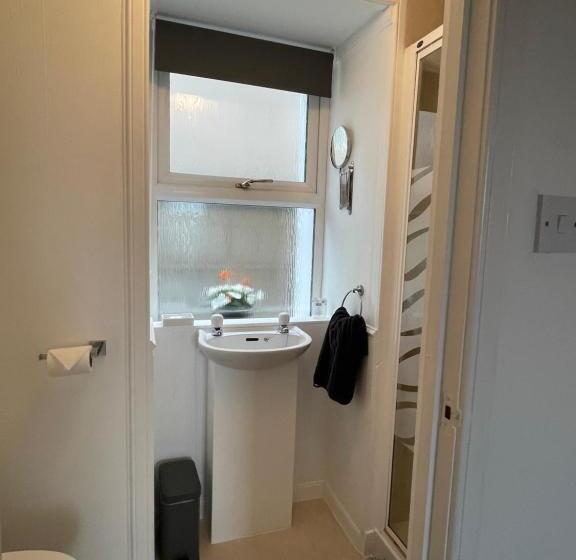 Bed and Breakfast Forty Five, John Street, Stromness