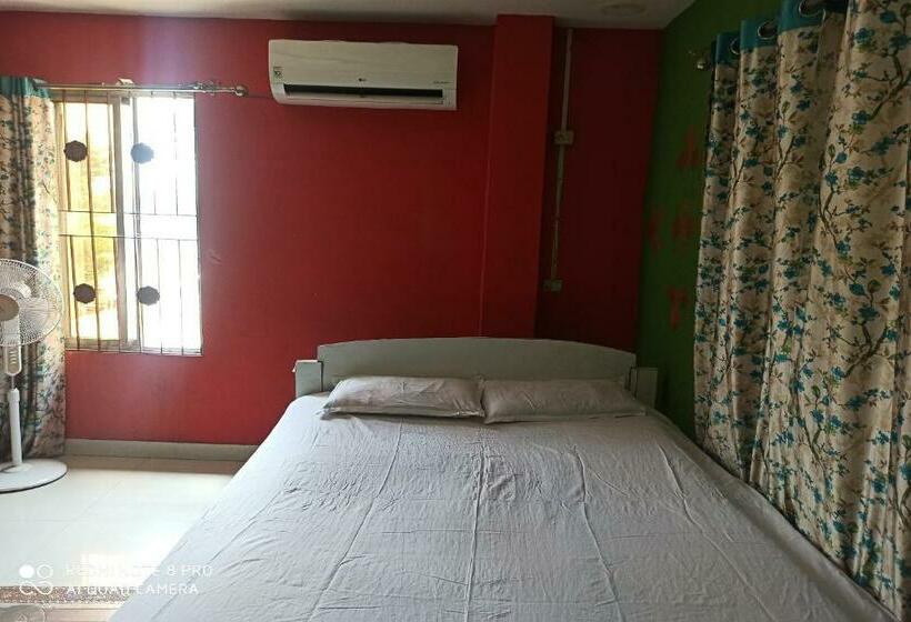 Hotel Oyo 82612 Nirmal Guest House