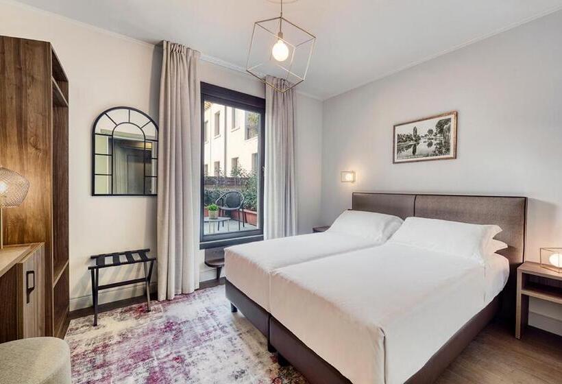 Hôtel Porta Altinia Suites