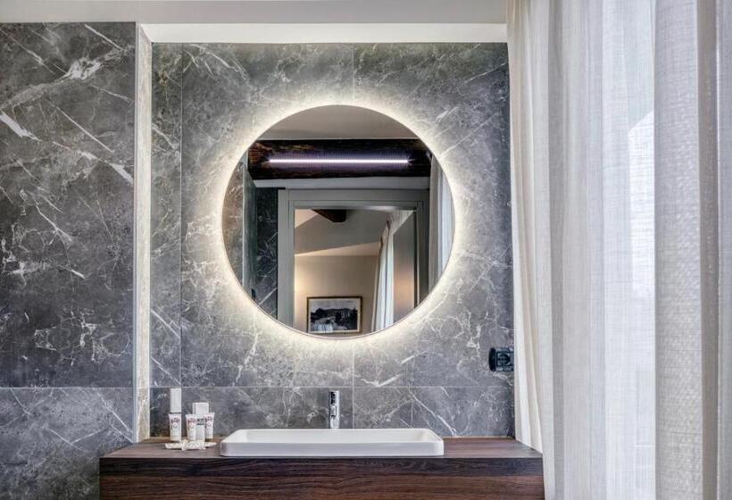 Hôtel Porta Altinia Suites