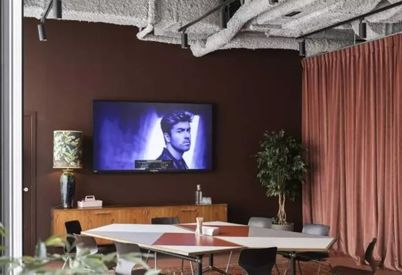 ホテル Yust Liege