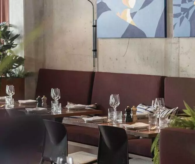 ホテル Yust Liege