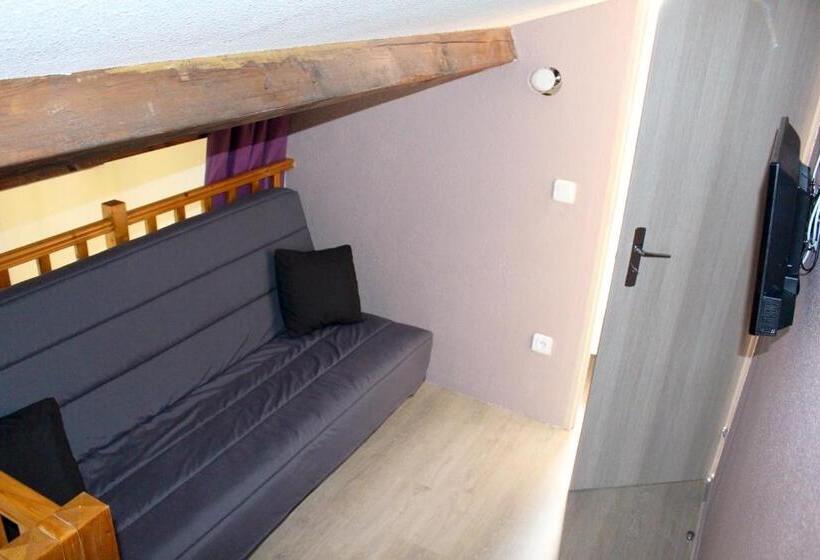 Maison De 2 Chambres Avec Jardin Clos A Leucate