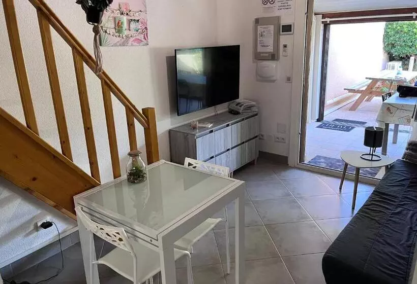 Maison De 2 Chambres Avec Jardin Clos A Leucate