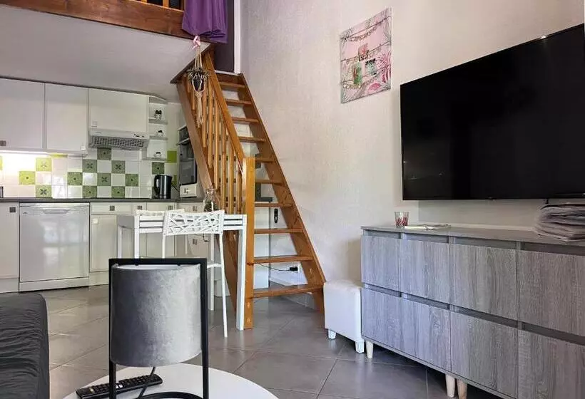 Maison De 2 Chambres Avec Jardin Clos A Leucate
