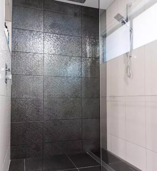 Pet Friendly House Opposite Bokarina Beach