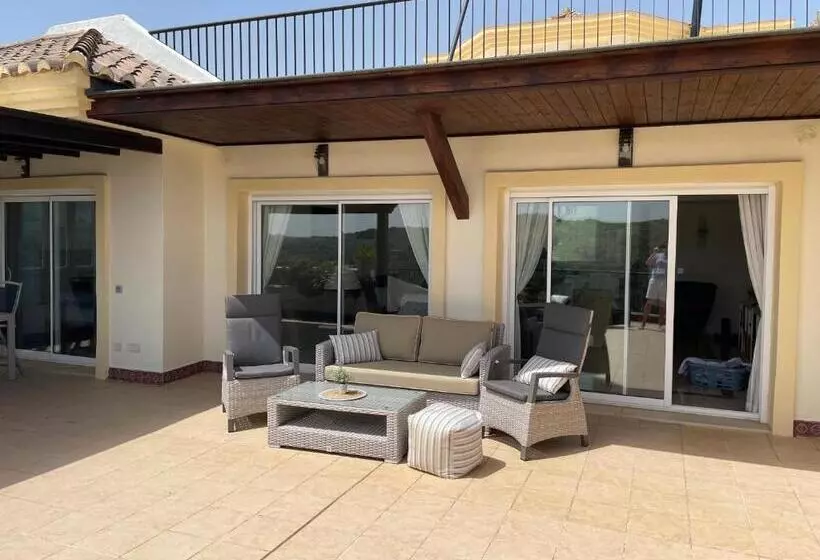 Spectacular Penthouse Apartment In Magnificent San Roque Club