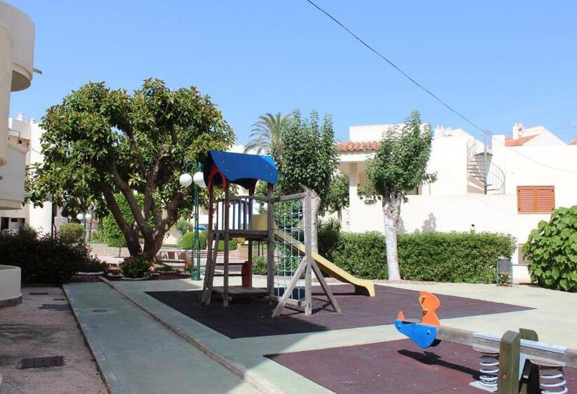 Urbanización La Felicidad El Conserje