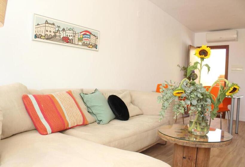 Urbanización La Felicidad El Conserje