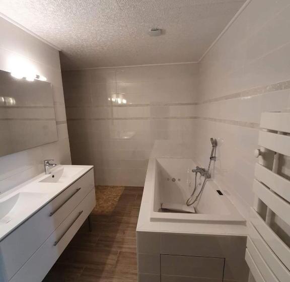 Appartement Ardeche Vallée De L Ouvèze Sans Extérieur Mais à Proximité De Parcs