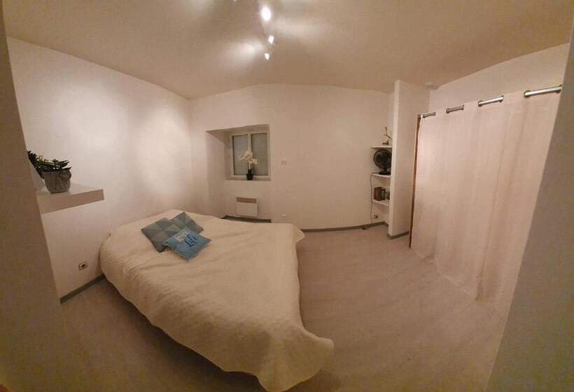 Appartement Ardeche Vallée De L Ouvèze Sans Extérieur Mais à Proximité De Parcs