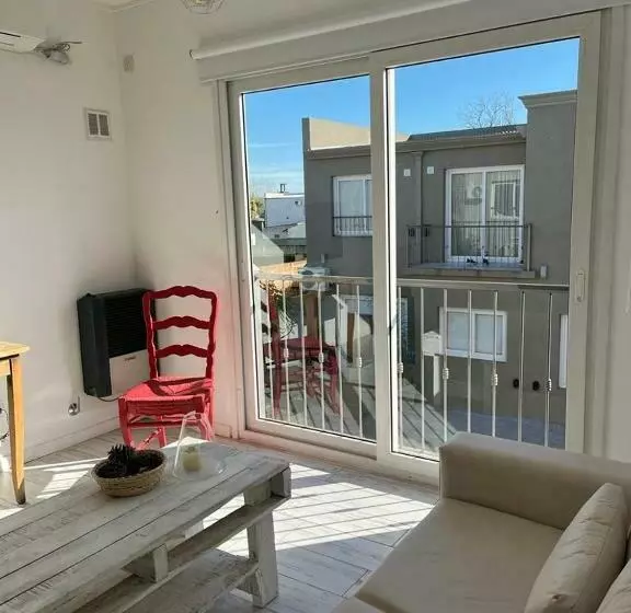 Excelente Departamento A Dos Cuadras De La Laguna