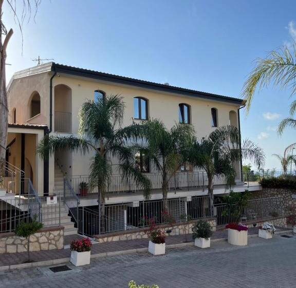 ホテル Residenza Azzurra