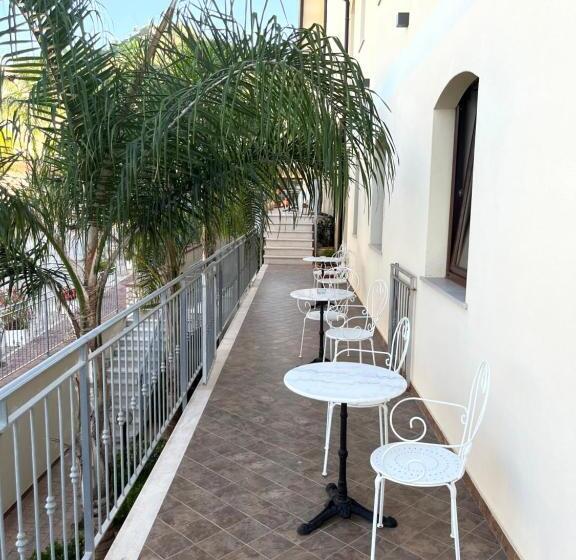 ホテル Residenza Azzurra